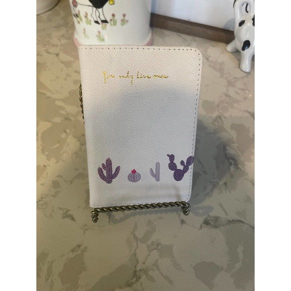 Passport holder - Picture 1 of 3